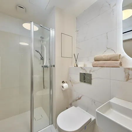 Vydrica One Premium Design Smart Access 아파트 *